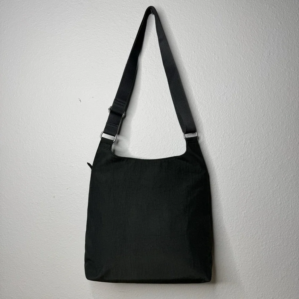 Baggallini Gray‎ Bucket Bagg Crossbody Purse Handbag Travel Bag - Stained Lining
